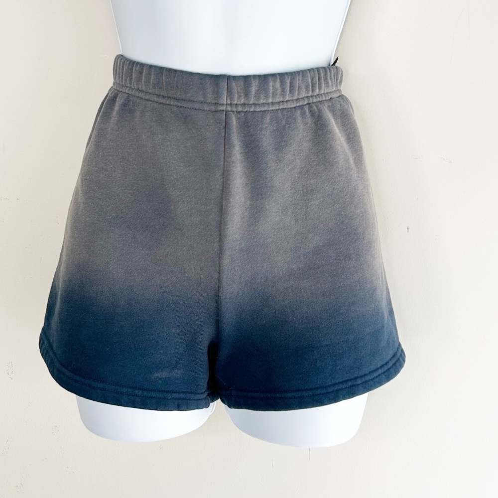 Aritzia TNA Cozy Fleece Perfect High Rise 3” Sweat Shorts Ombre Navy Grey XS - Picture 10 of 15